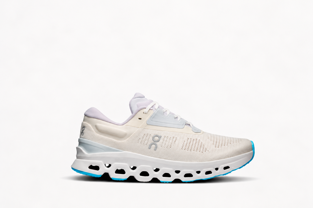 Women's Cloudstratus 3