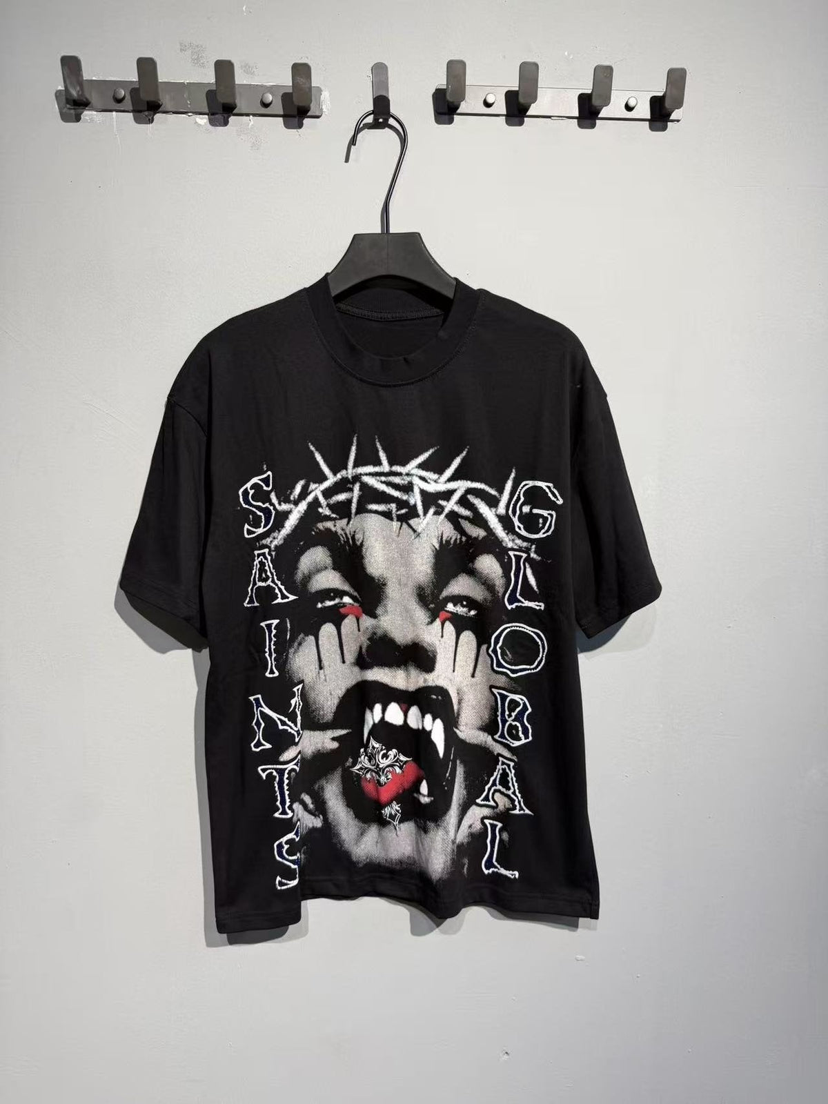 SAINT Vampire Face Graphic T-Shirt